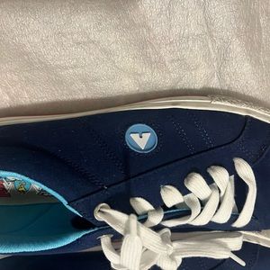 AirWalk (born to skate) Mens Navy Tennis Shoe Size 10